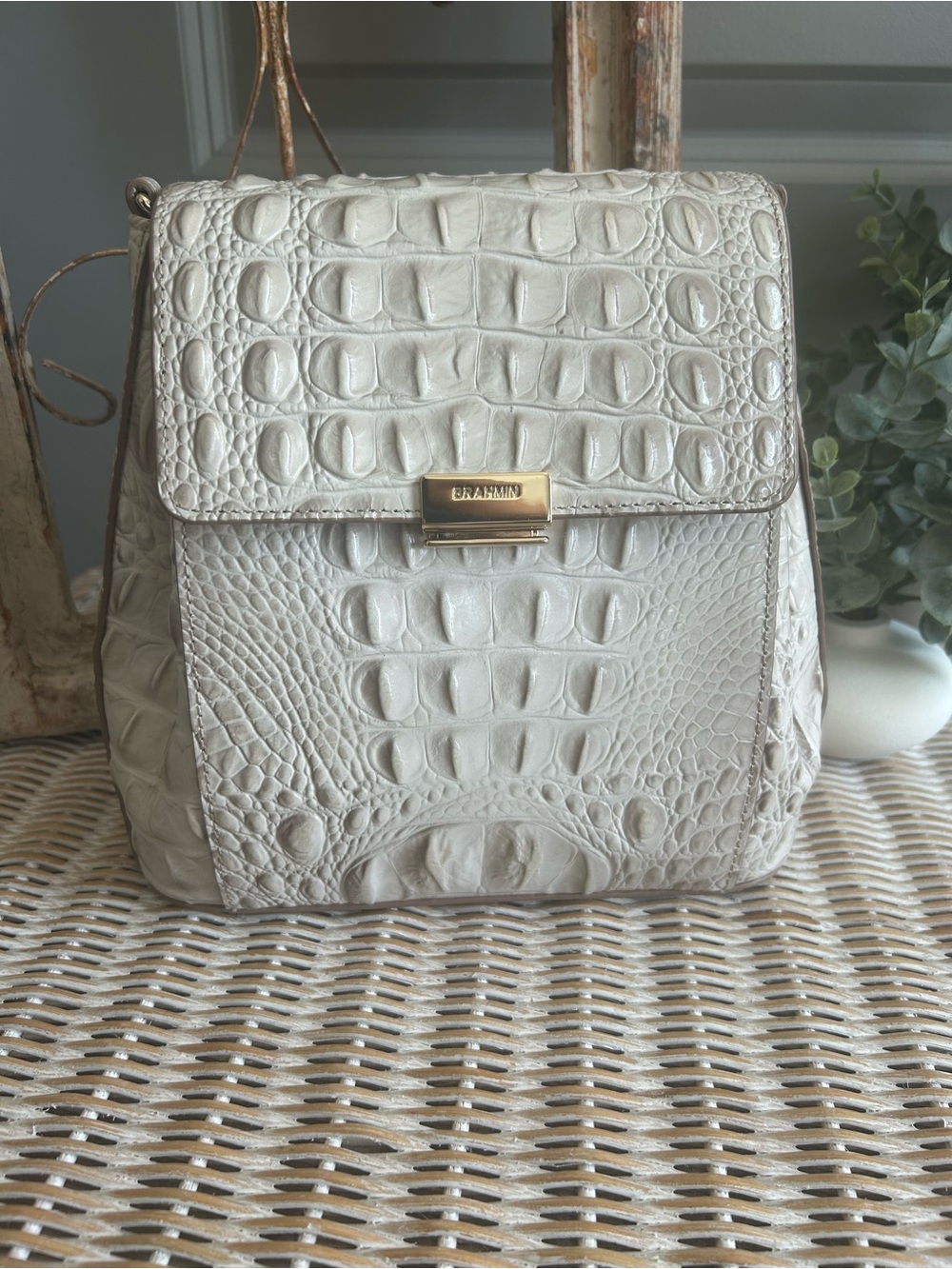 Brahmin Margo Vanilla Melbourne Embossed Leather Crossbody Bag Dust Bag Included